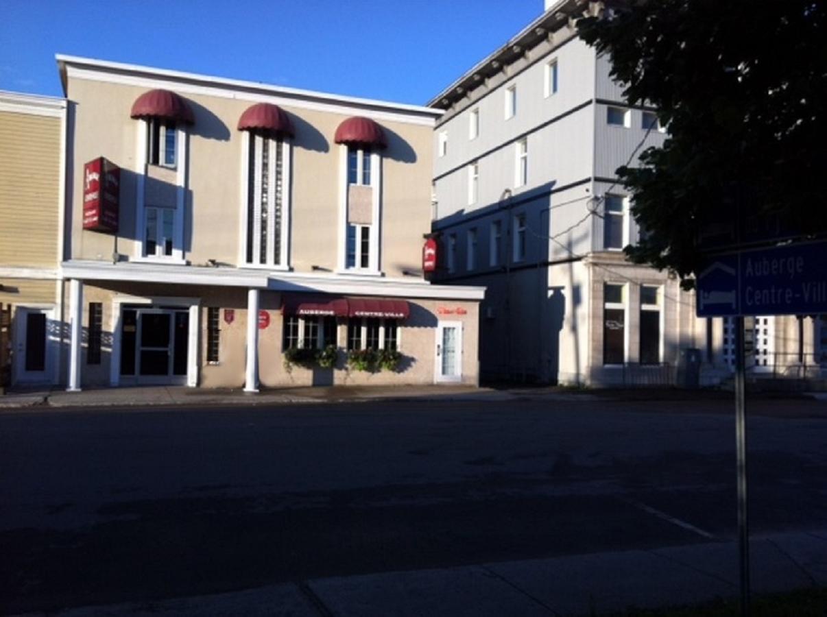 Auberge Centre Ville Chicoutimi Eksteriør billede