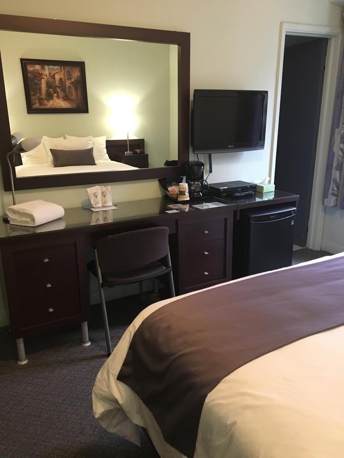 Auberge Centre Ville Chicoutimi Eksteriør billede