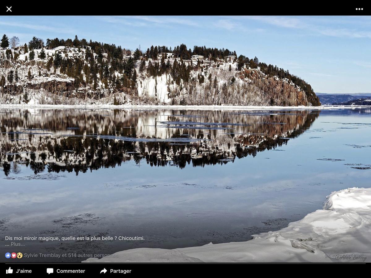 Auberge Centre Ville Chicoutimi Eksteriør billede